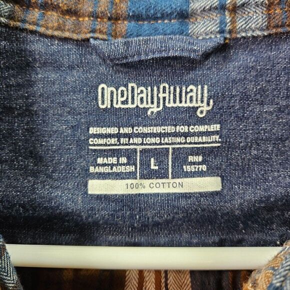 One Day Away Shirt Mens Large Brown Blue Fleece Casual Long Sleeve Button Up - Picture 2 of 7